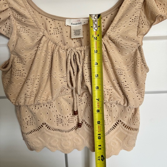 Urban Romantics Eyelet/Lace Tie Front Cap Sleeve Cropped Top - Cream/Tan - Sz XL - Picture 9 of 11